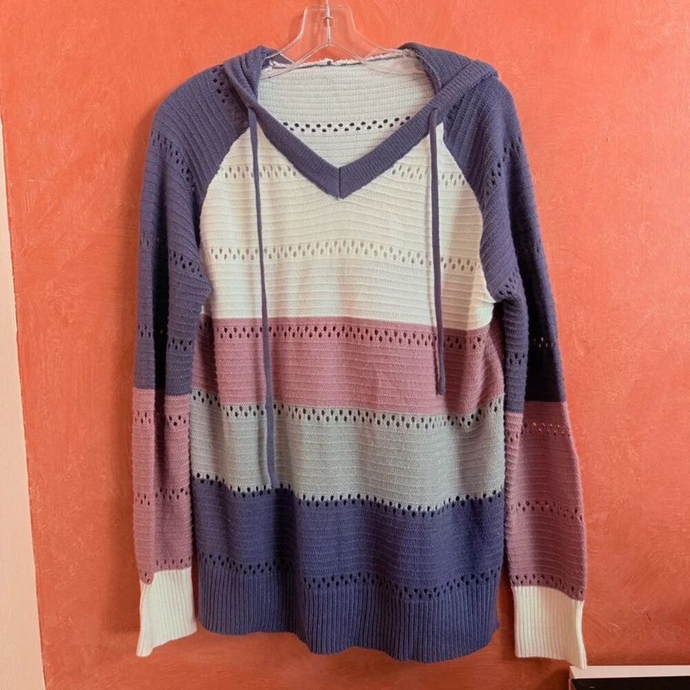 Women’s knitted hoodie large